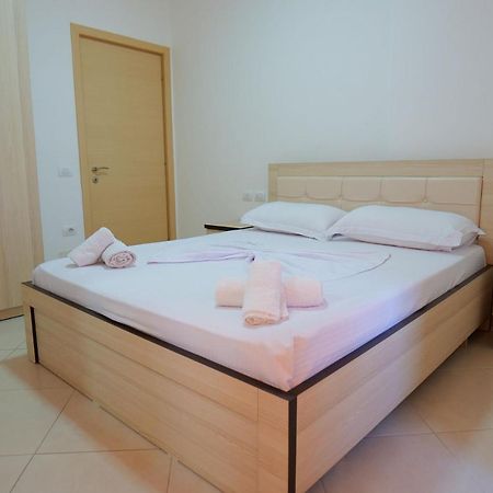 Vlorë Almare Apartments מראה חיצוני תמונה