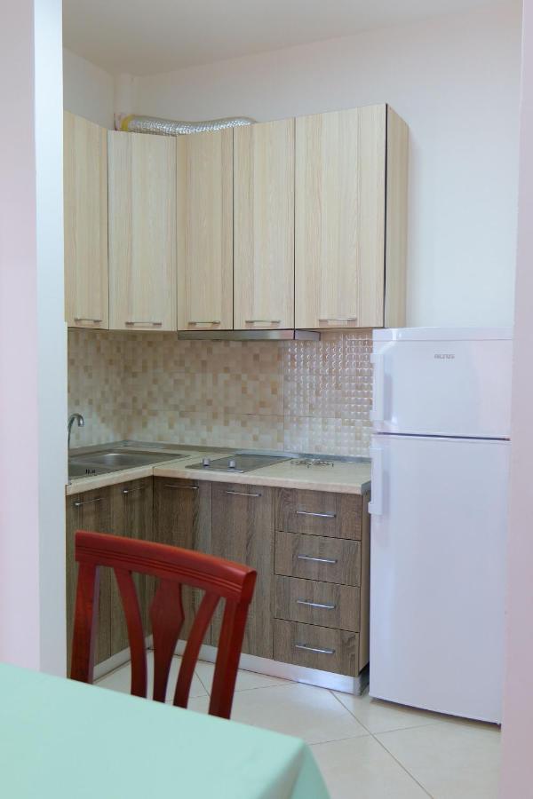 Vlorë Almare Apartments מראה חיצוני תמונה